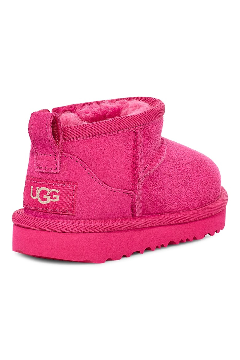 UGG Непромокаеми велурени боти Classic Ultra Mini - Pepit.bg