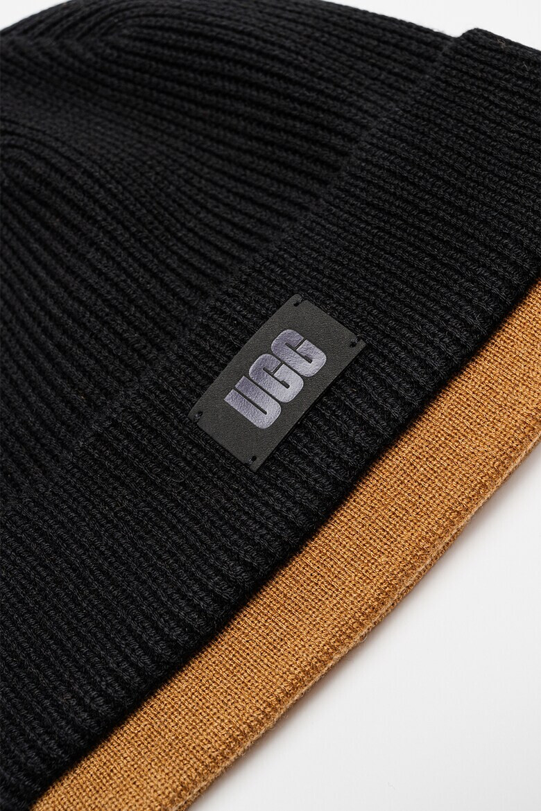 UGG Унисекс рипсена шапка - Pepit.bg
