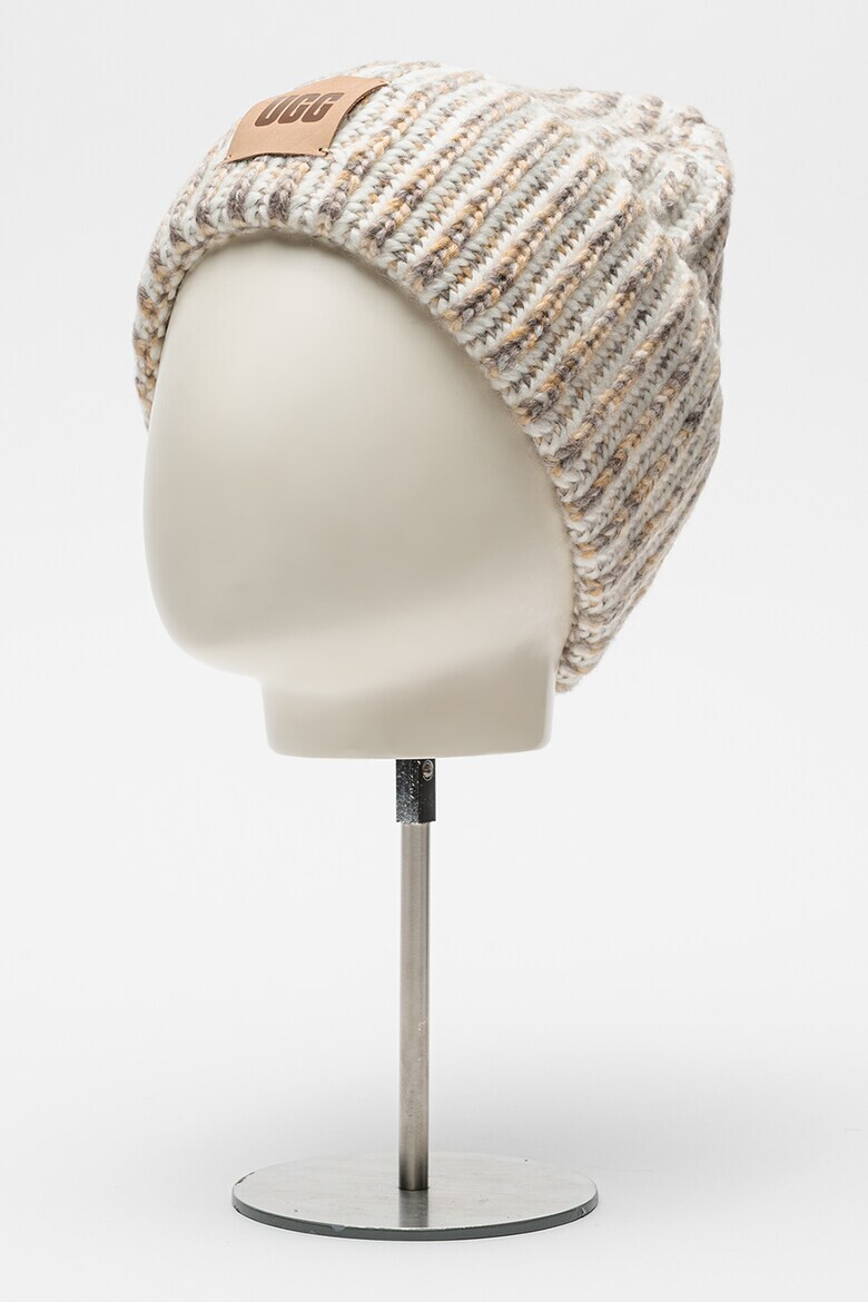 UGG Унисекс шапка с едър рипс - Pepit.bg