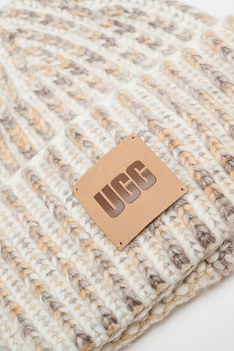 UGG Унисекс шапка с едър рипс - Pepit.bg