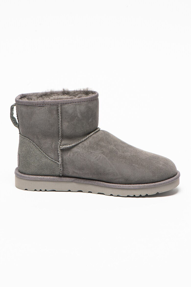 UGG Велурени боти Classic Mini - Pepit.bg