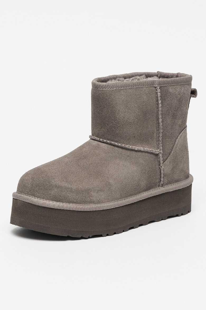 UGG Велурени боти Classic Mini - Pepit.bg