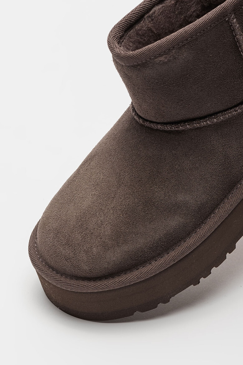 UGG Велурени боти Classic Mini - Pepit.bg