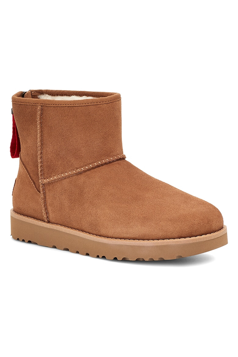 UGG Велурени боти Classic Mini - Pepit.bg