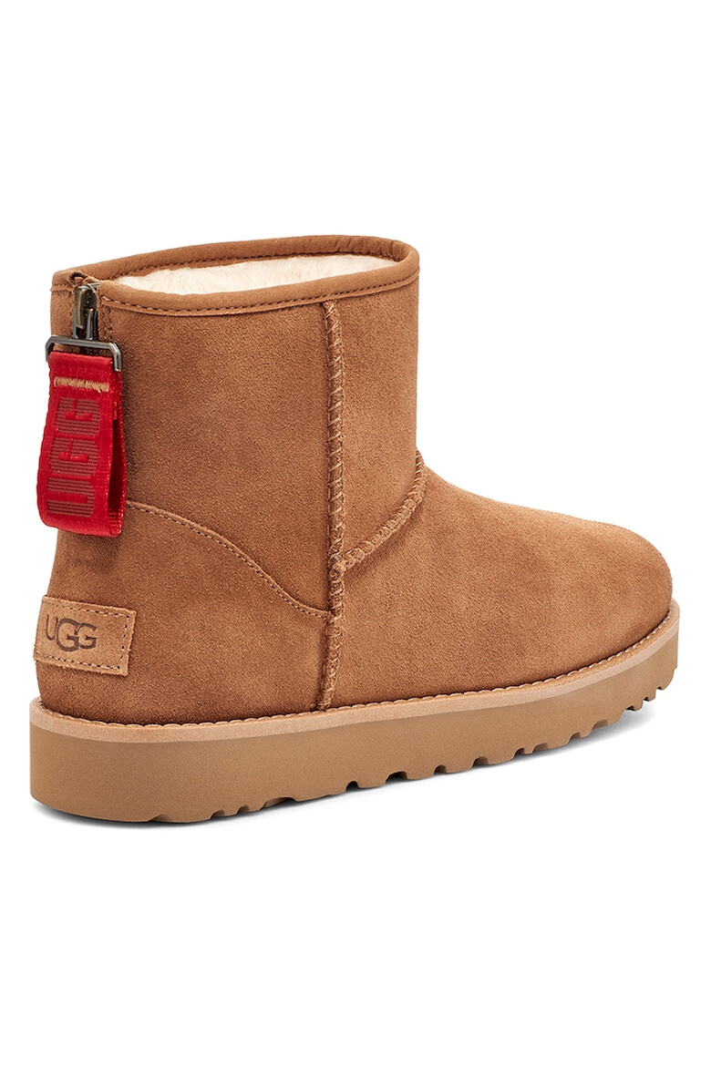 UGG Велурени боти Classic Mini - Pepit.bg