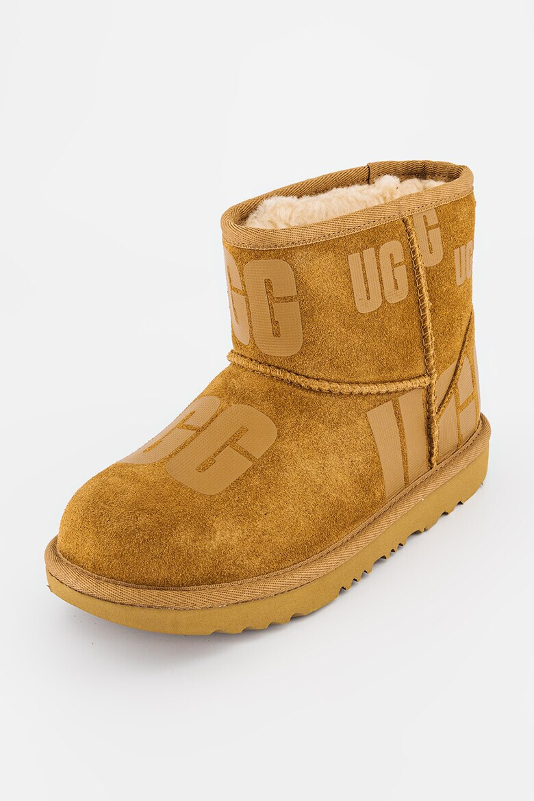 UGG Велурени боти Classic Mini - Pepit.bg
