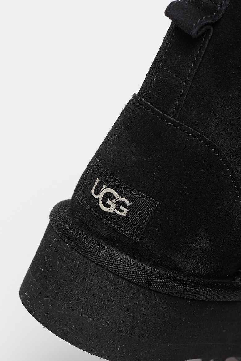 UGG Велурени боти Classic Mini - Pepit.bg