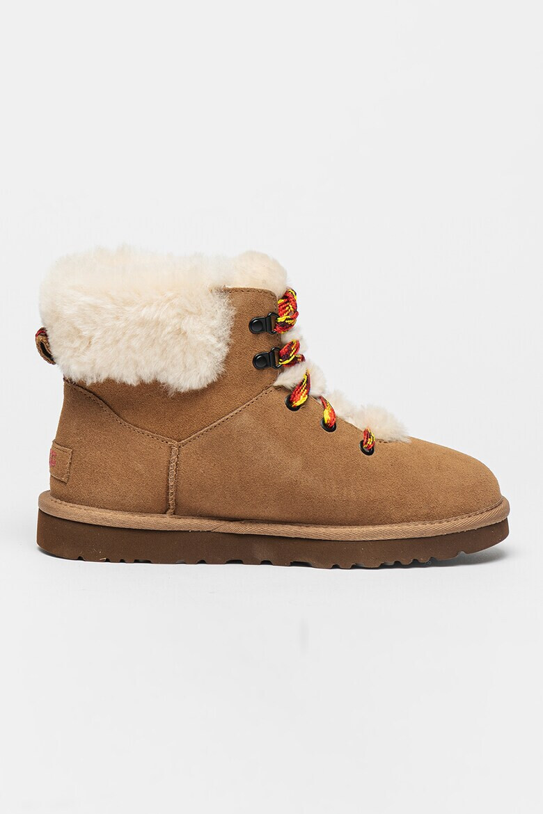 UGG Велурени боти Classic Mini Alpine - Pepit.bg