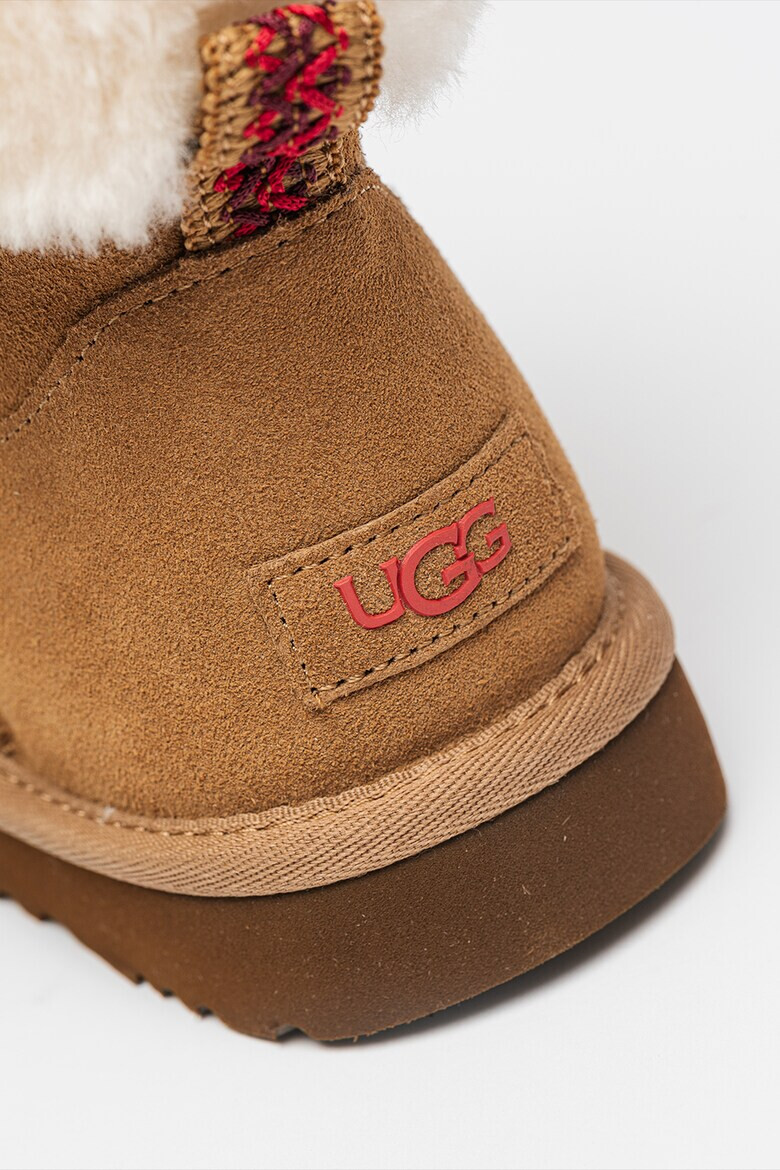 UGG Велурени боти Classic Mini Alpine - Pepit.bg