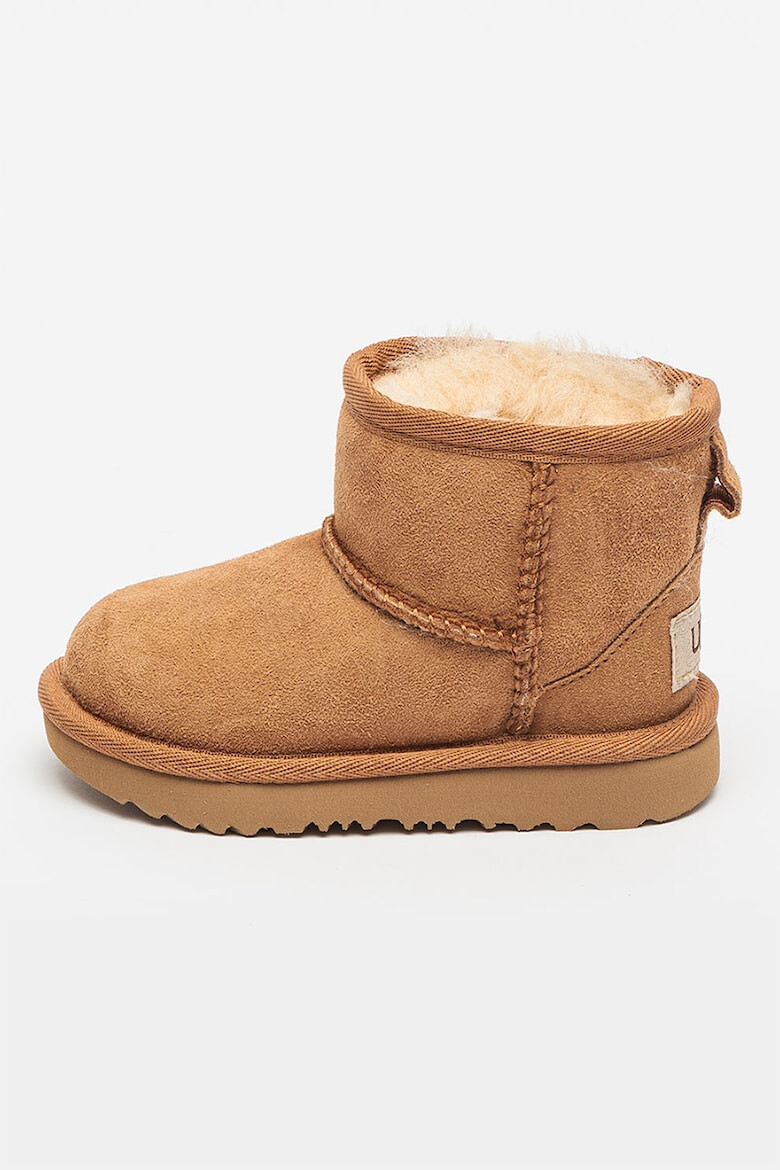 UGG Велурени боти Classic Mini II с лесно обуване - Камел - Pepit.bg