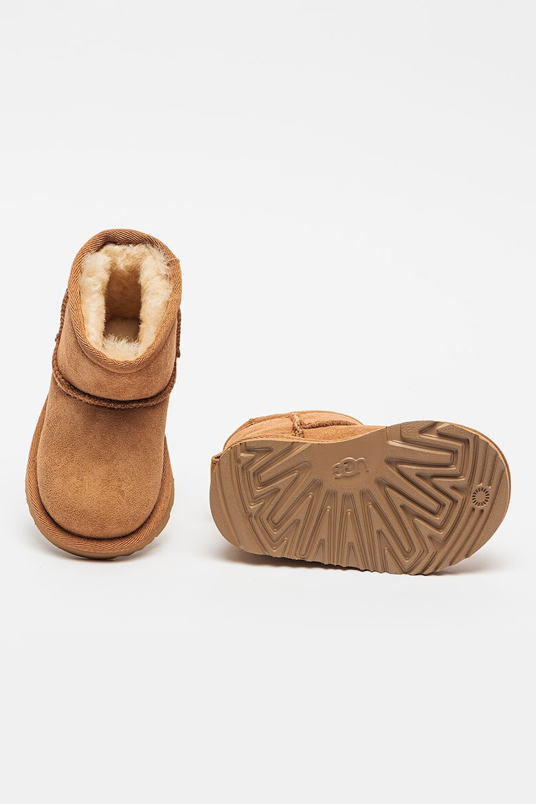 UGG Велурени боти Classic Mini II с лесно обуване - Камел - Pepit.bg
