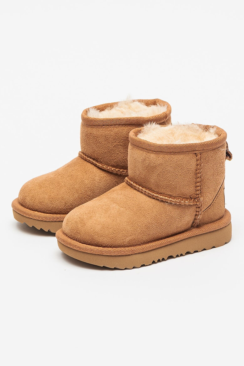UGG Велурени боти Classic Mini II с лесно обуване - Камел - Pepit.bg