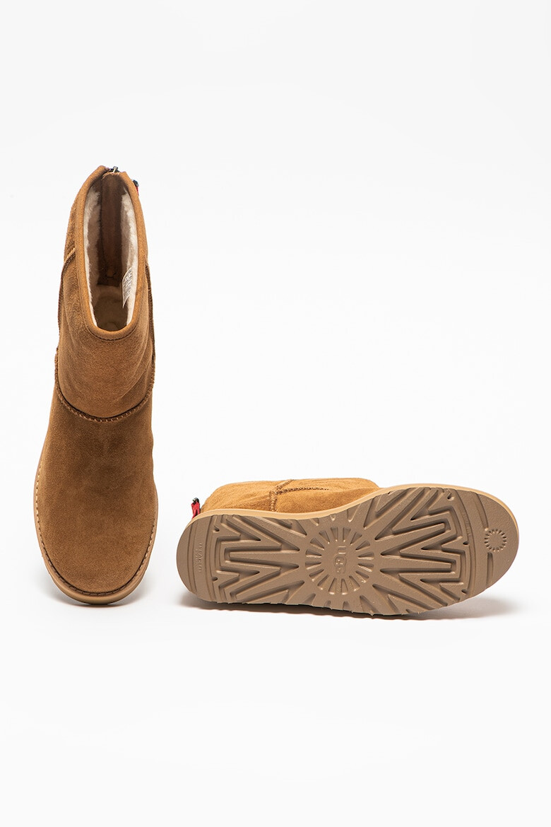 UGG Велурени боти Classic с подплата с вълна - Pepit.bg