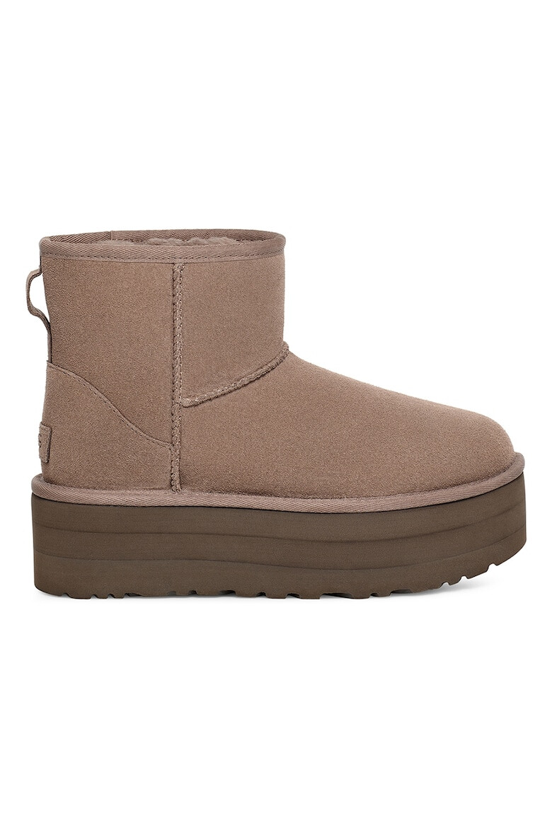 UGG Велурени непромокаеми боти Classic Mini с равна платформа - Pepit.bg