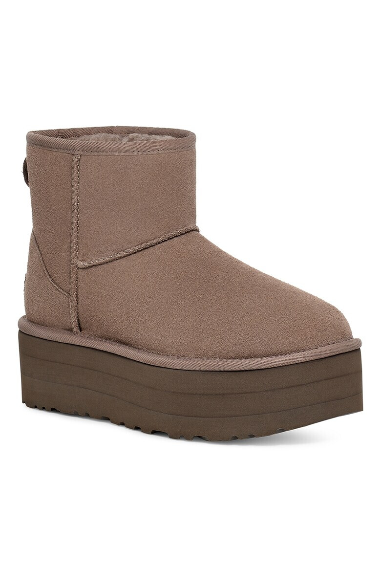 UGG Велурени непромокаеми боти Classic Mini с равна платформа - Pepit.bg