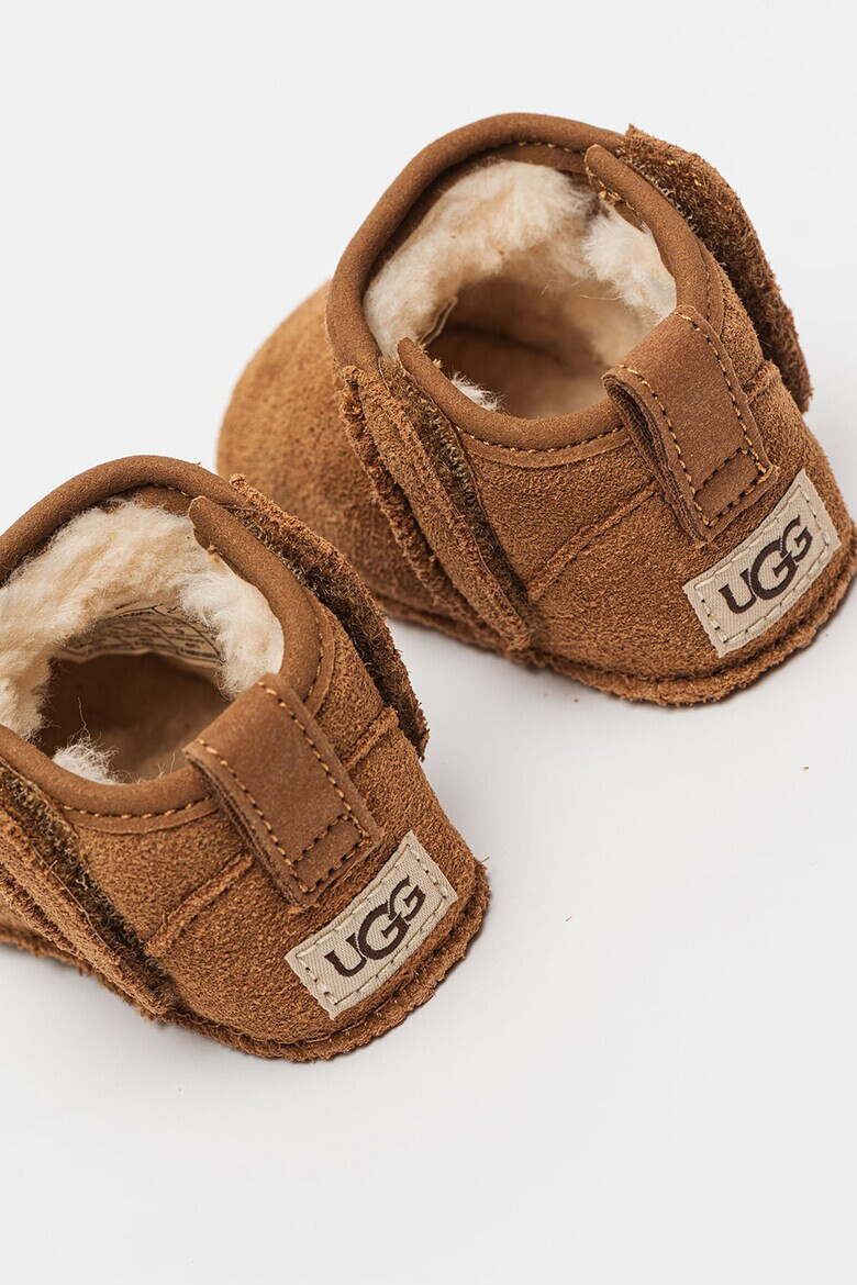 UGG Велурени боти Classic Ultra Mini - Pepit.bg