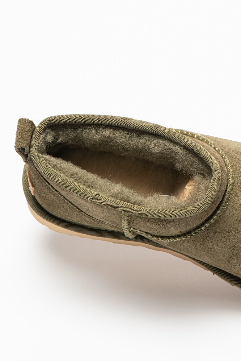 UGG Велурени боти Classic Ultra Mini - Pepit.bg