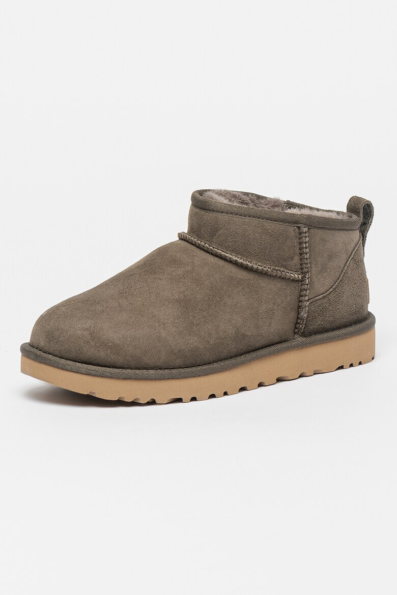 UGG Велурени боти Classic Ultra Mini - Pepit.bg