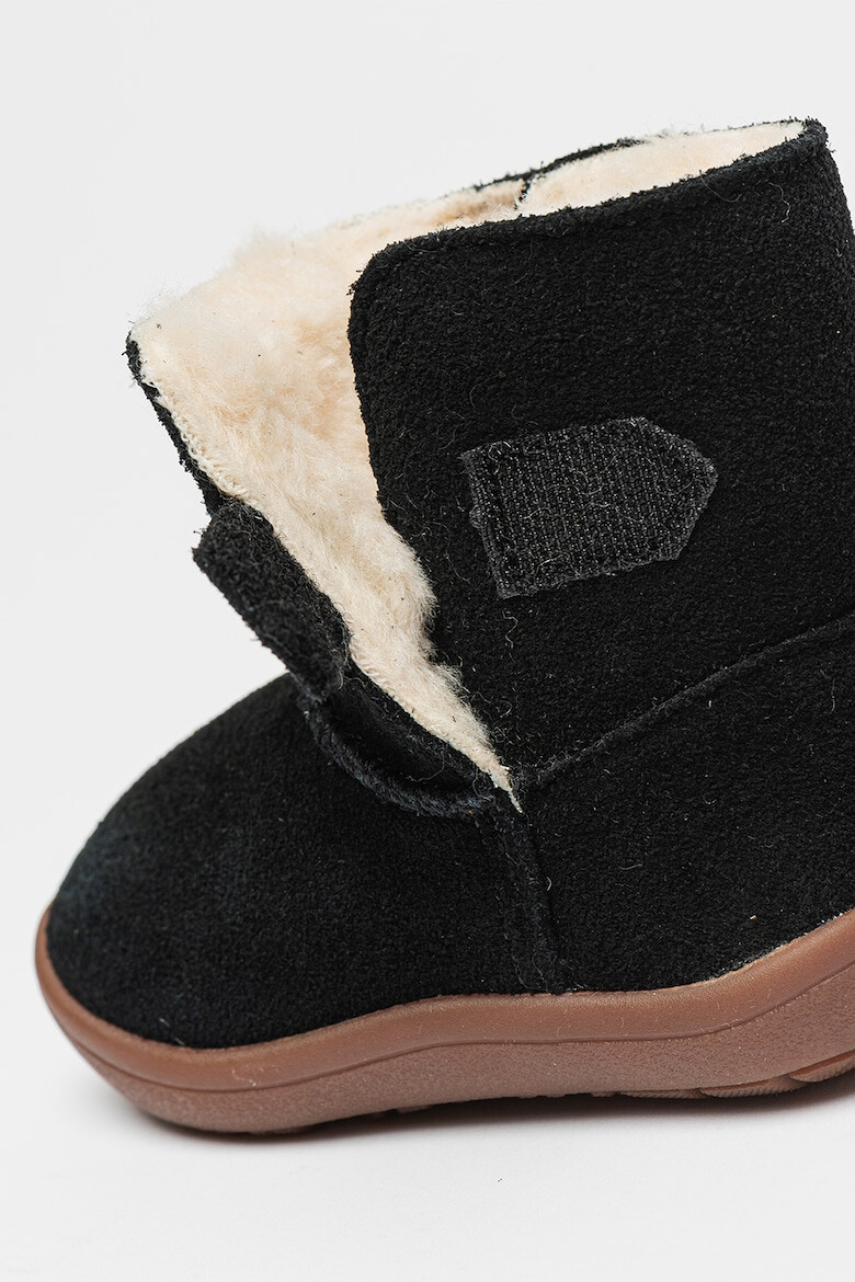 UGG Велурени боти Keelan - Черен - Pepit.bg