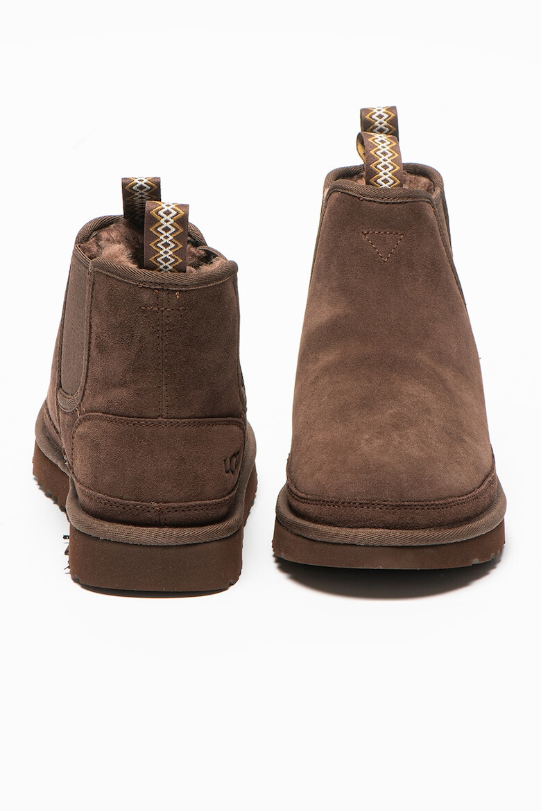 UGG Велурени боти Neumel Chelsea - Pepit.bg