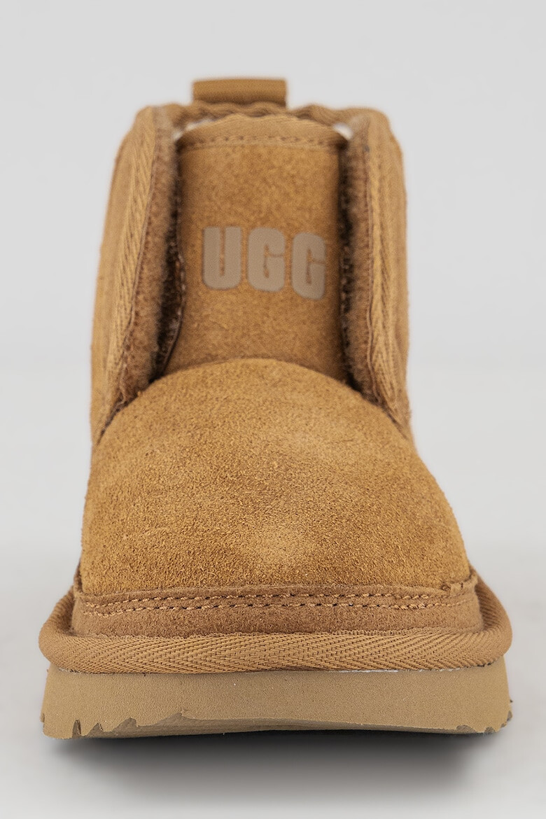 UGG Велурени боти Neumel Classic - Pepit.bg