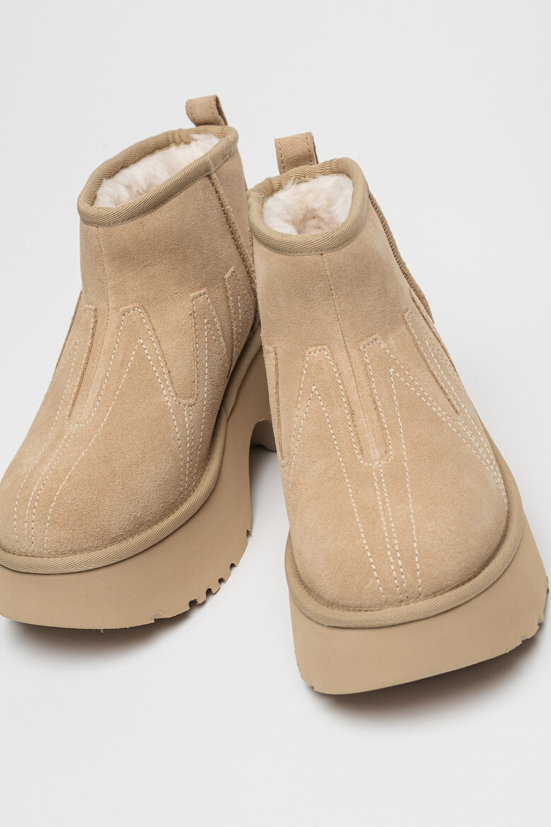 UGG Велурени боти Ultra Mini New Heights - Pepit.bg