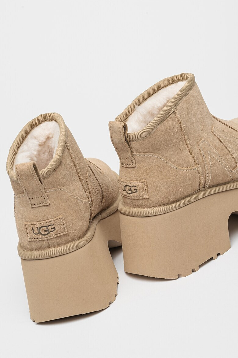 UGG Велурени боти Ultra Mini New Heights - Pepit.bg