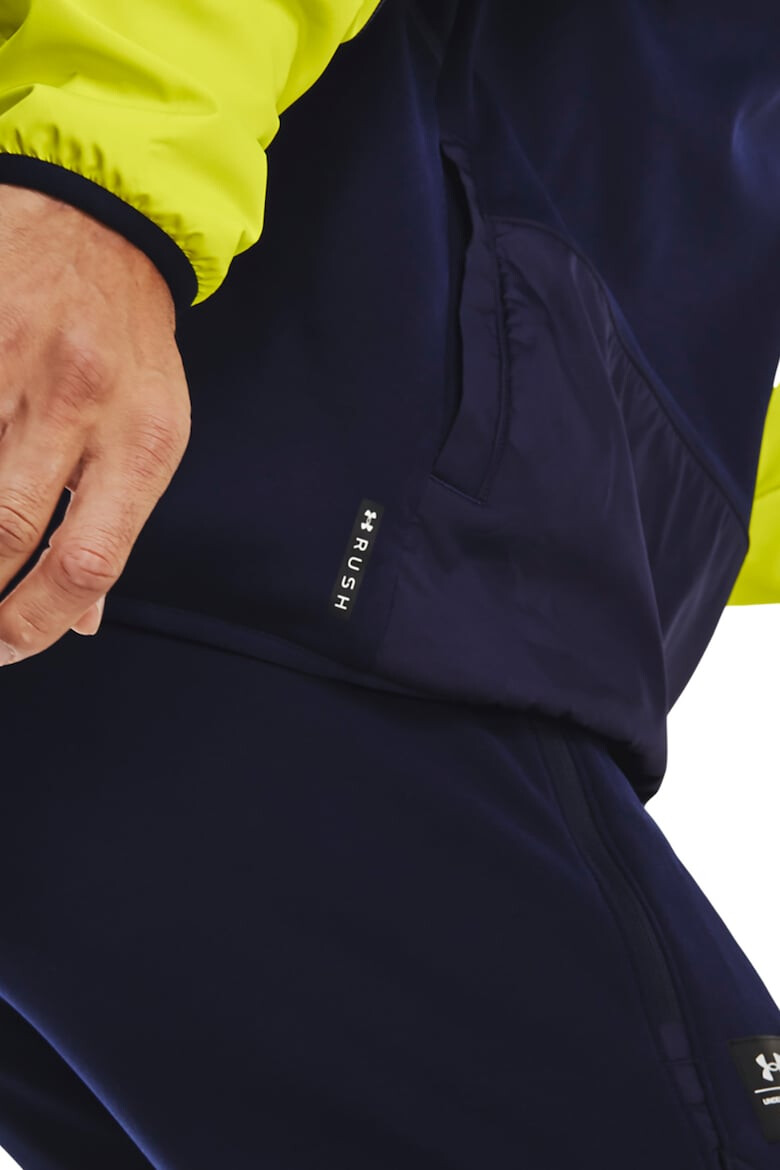Under Armour Фитнес худи Rush с контрасти - Pepit.bg