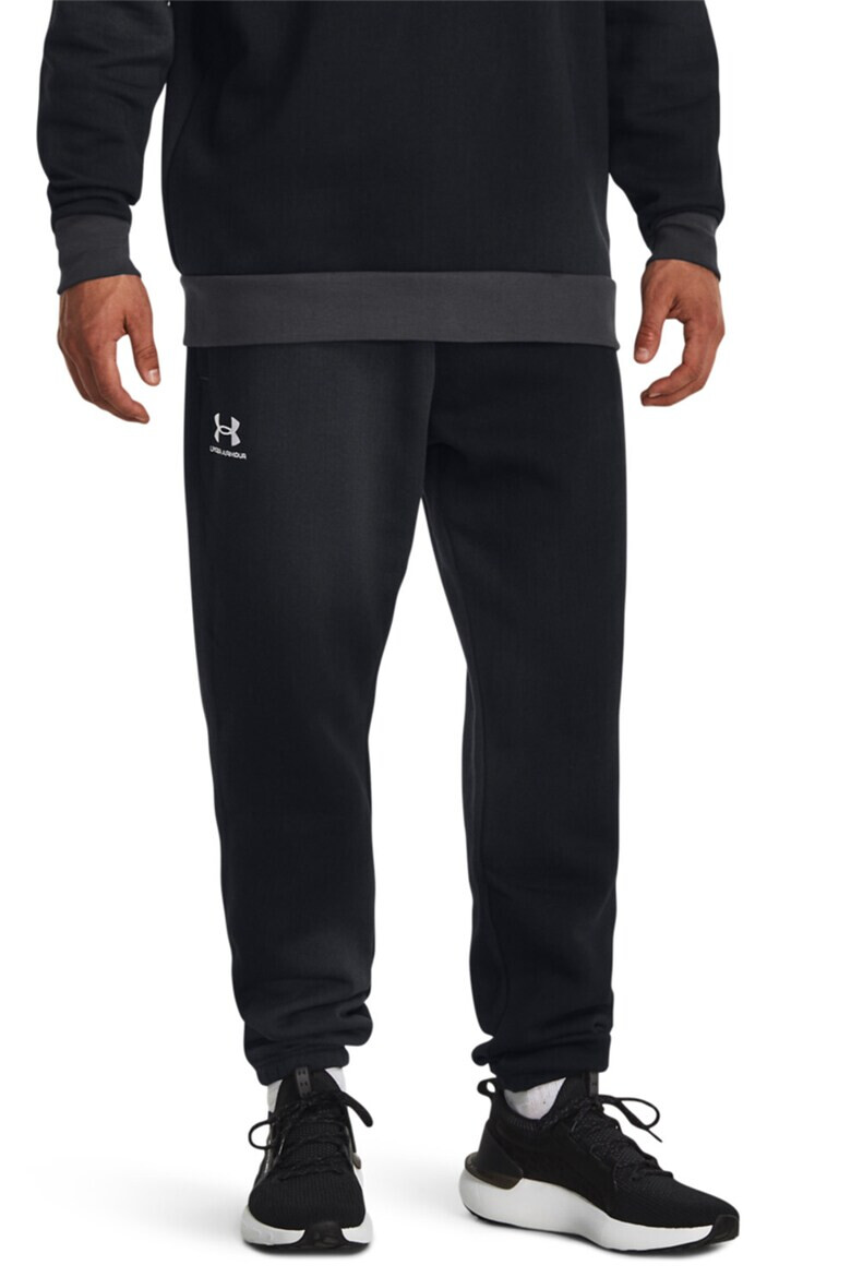 Under Armour Фитнес панталон Essential с лого - Pepit.bg