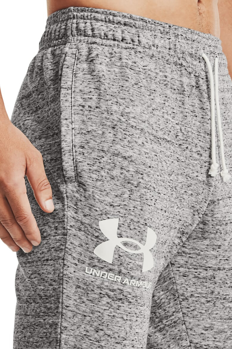 Under Armour Фитнес панталон Rival със стеснен крачол - Pepit.bg