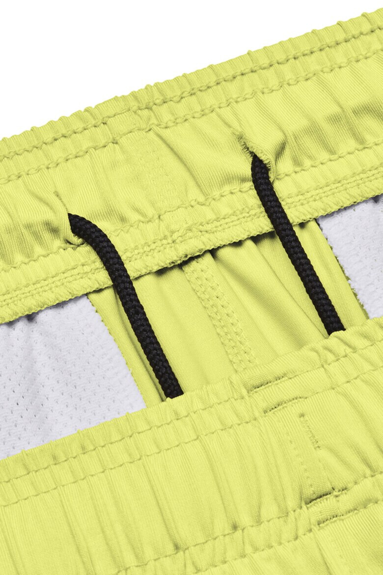 Under Armour Фитнес шорти Tech Vent - Pepit.bg