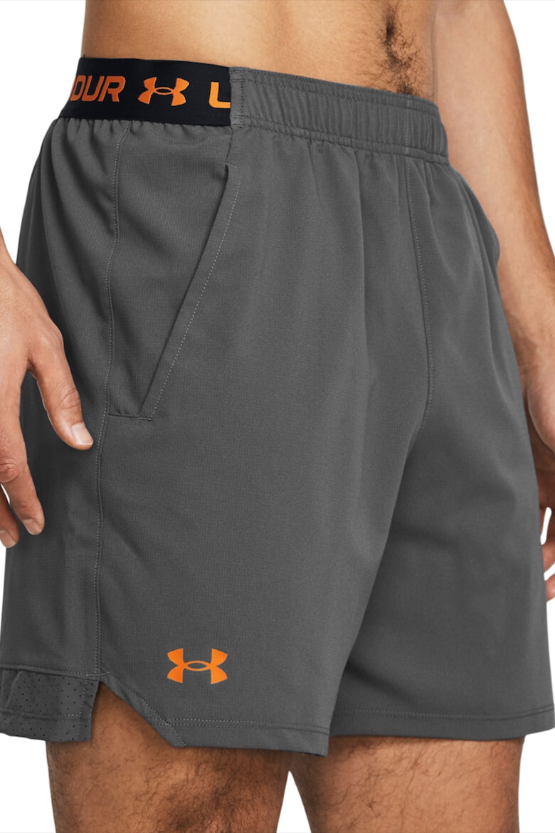 Under Armour Фитнес шорти Vanish с лого - Pepit.bg