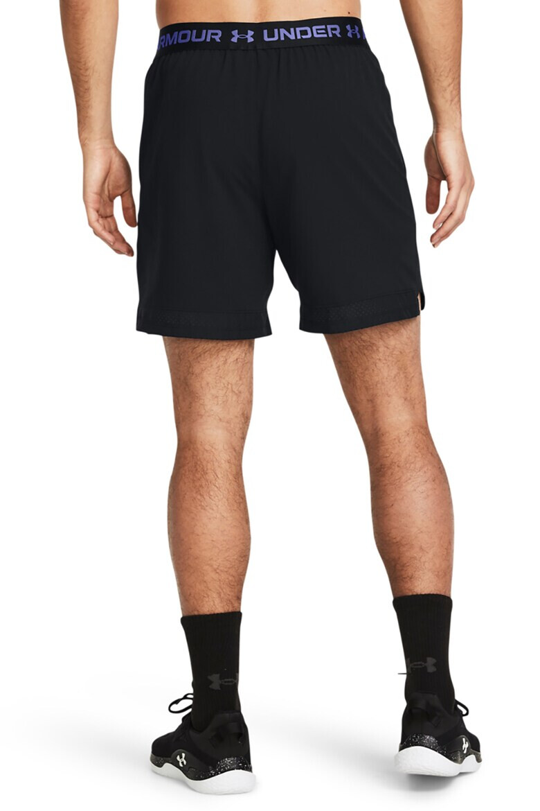 Under Armour Фитнес шорти Vanish с лого - Pepit.bg