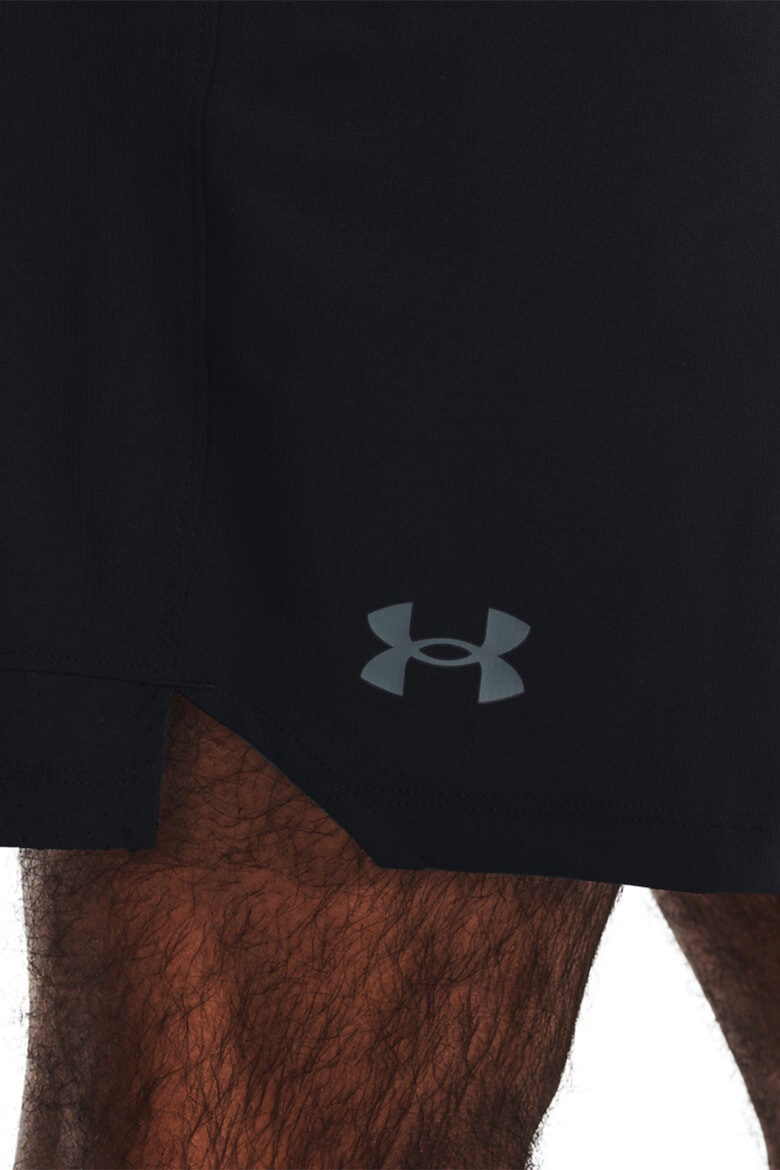 Under Armour Фитнес шорти Vanish с лого - Pepit.bg