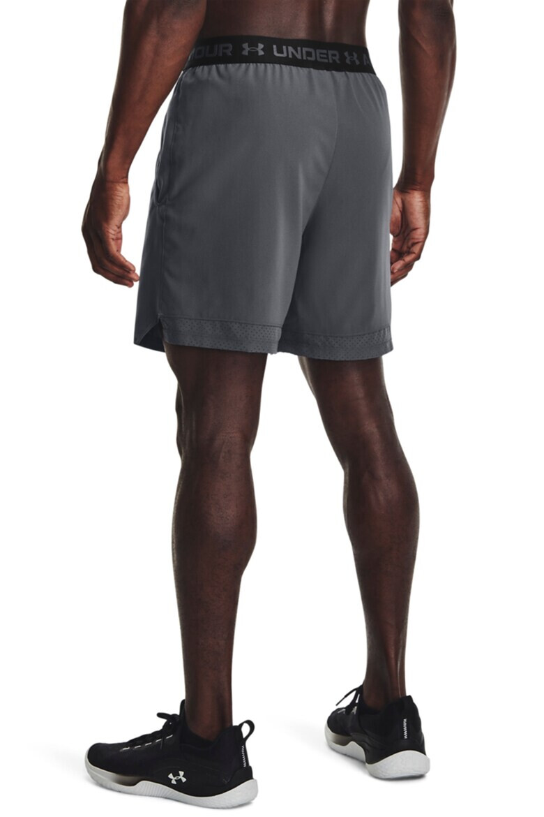 Under Armour Фитнес шорти Vanish с лого - Pepit.bg