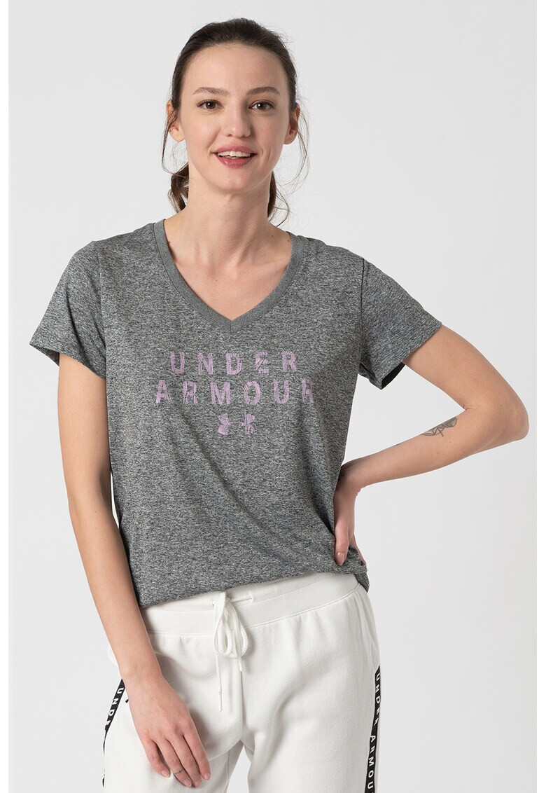 Under Armour Фитнес тениска Tech™ с шпиц и лого - Pepit.bg