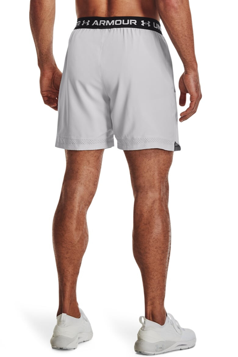 Under Armour Фитнес шорти Vanish с лого - Pepit.bg