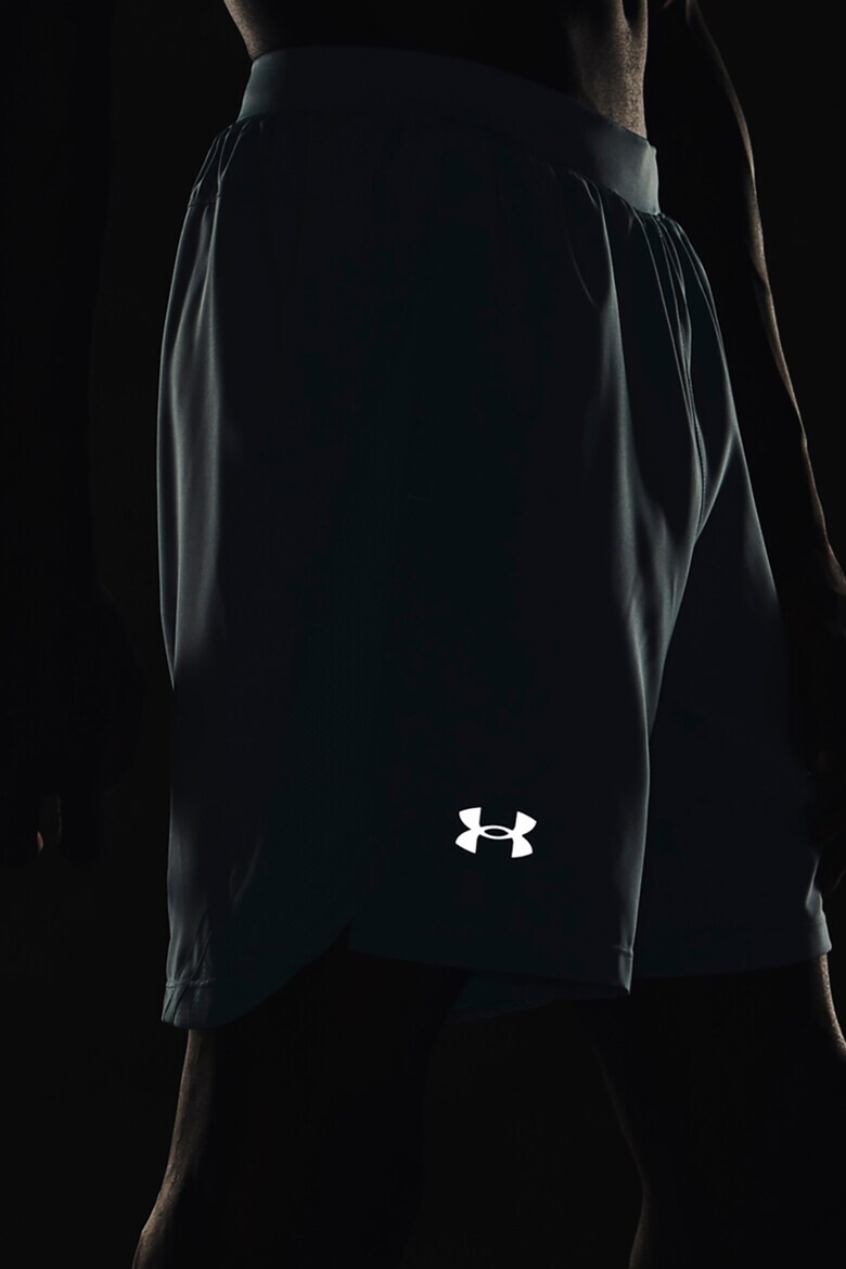 Under Armour Къс панталон Launch Run 7" за бягане - Pepit.bg