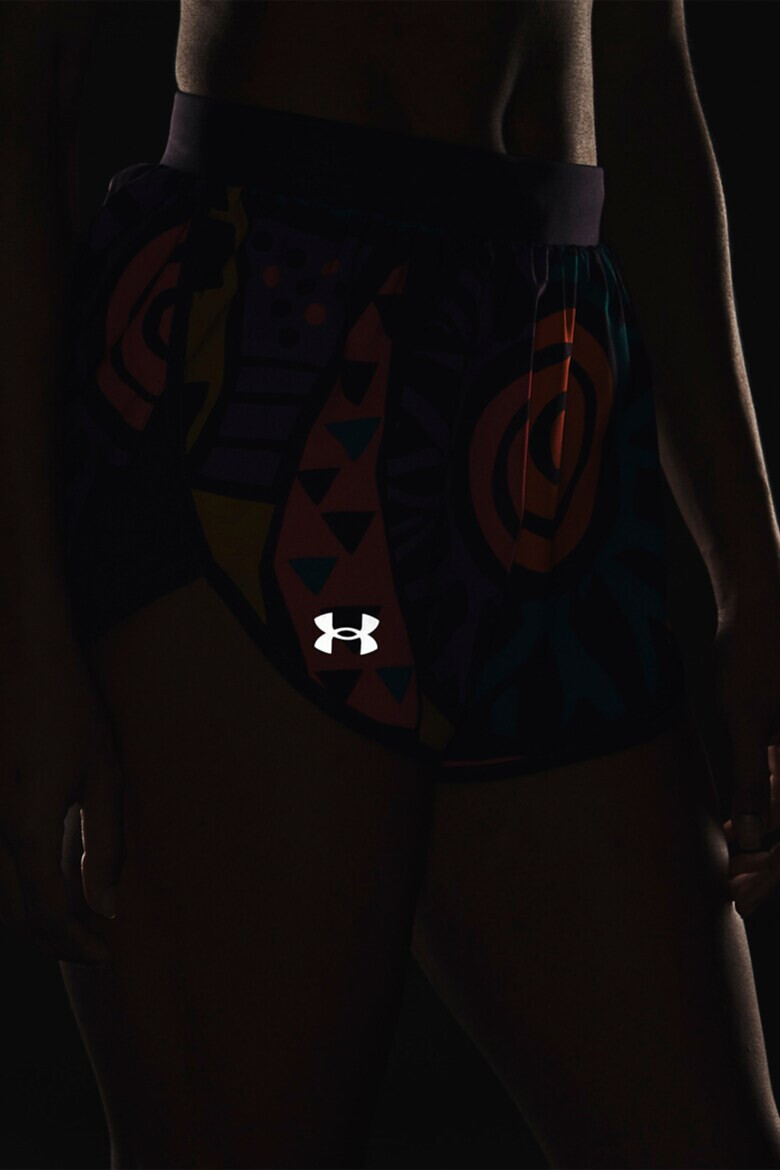 Under Armour Шорти за бягане Run in Peace - Pepit.bg