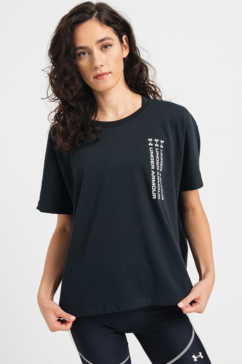 Under Armour Спортна тениска Repeat Wordmark - Pepit.bg