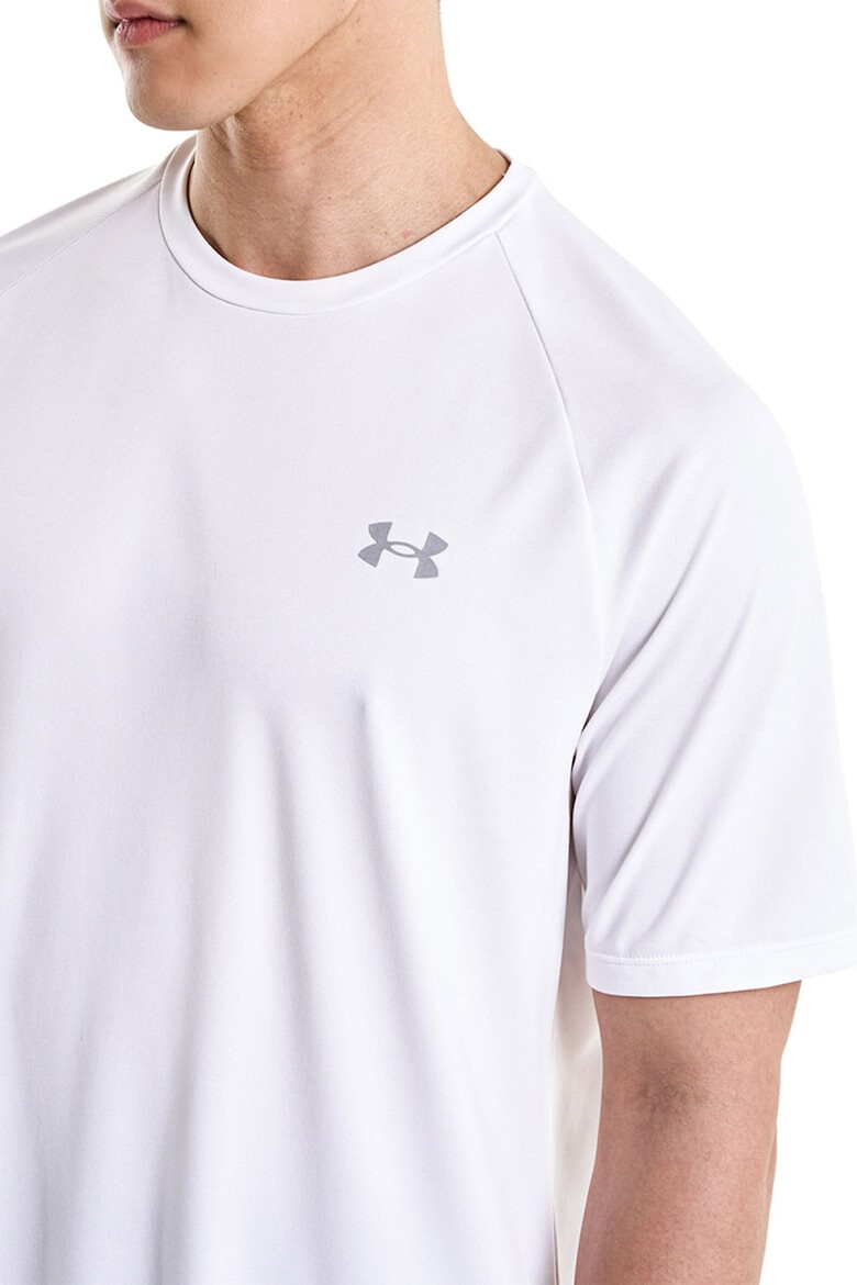 Under Armour Светлоотразителна тениска с Tech™ - Pepit.bg