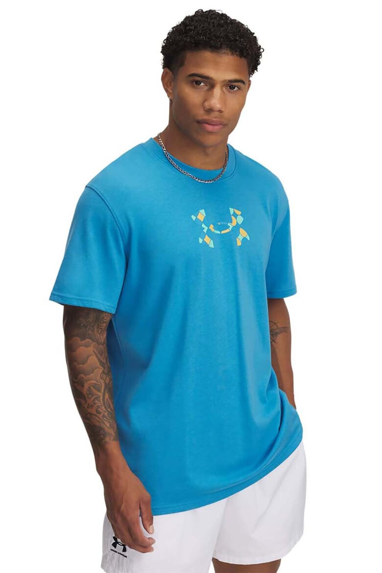 Under Armour Тениска Holiday с лого - Pepit.bg