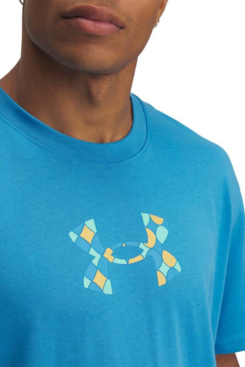 Under Armour Тениска Holiday с лого - Pepit.bg