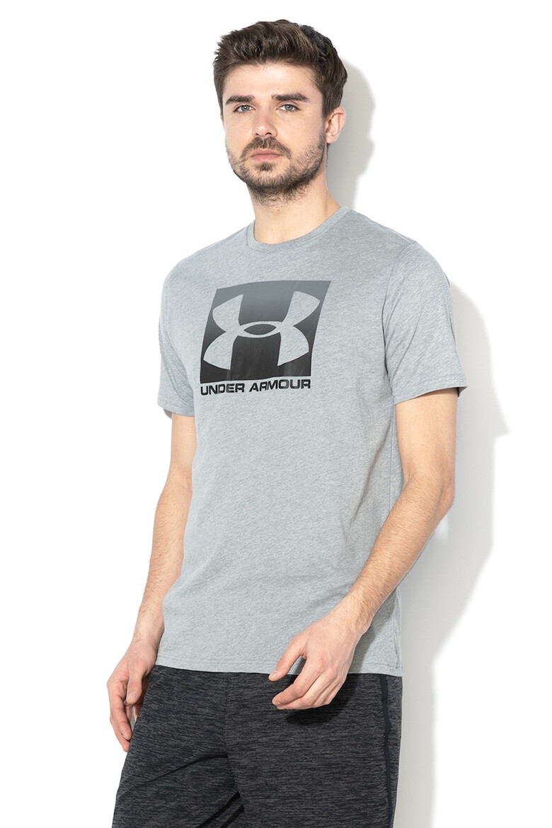 Under Armour Тениска за фитнес Boxed с лого - Pepit.bg