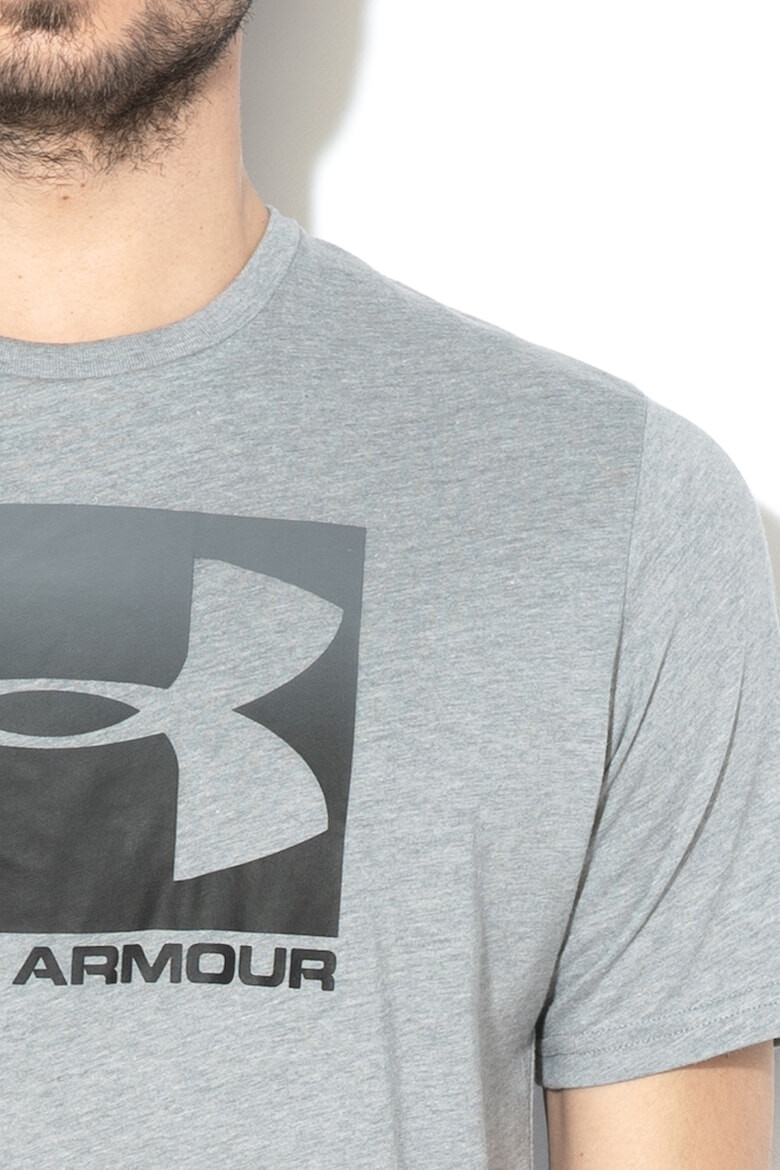 Under Armour Тениска за фитнес Boxed с лого - Pepit.bg