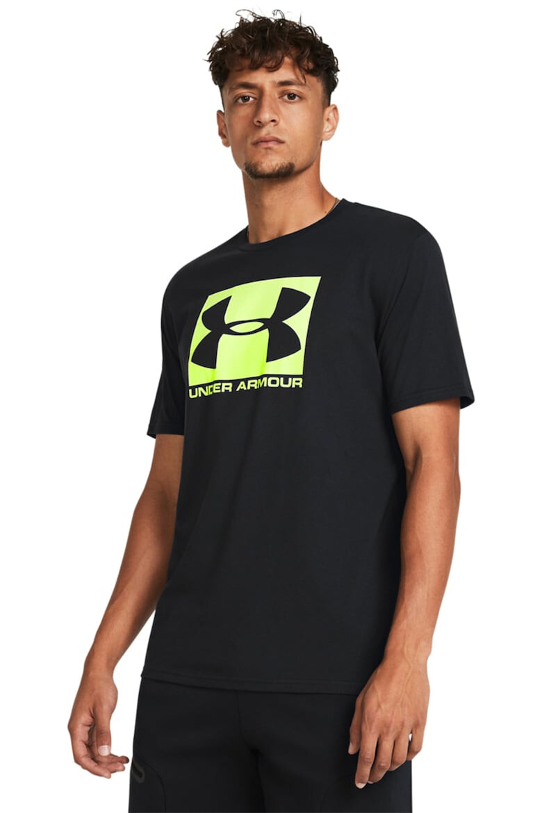 Under Armour Тениска за фитнес Boxed с лого - Pepit.bg