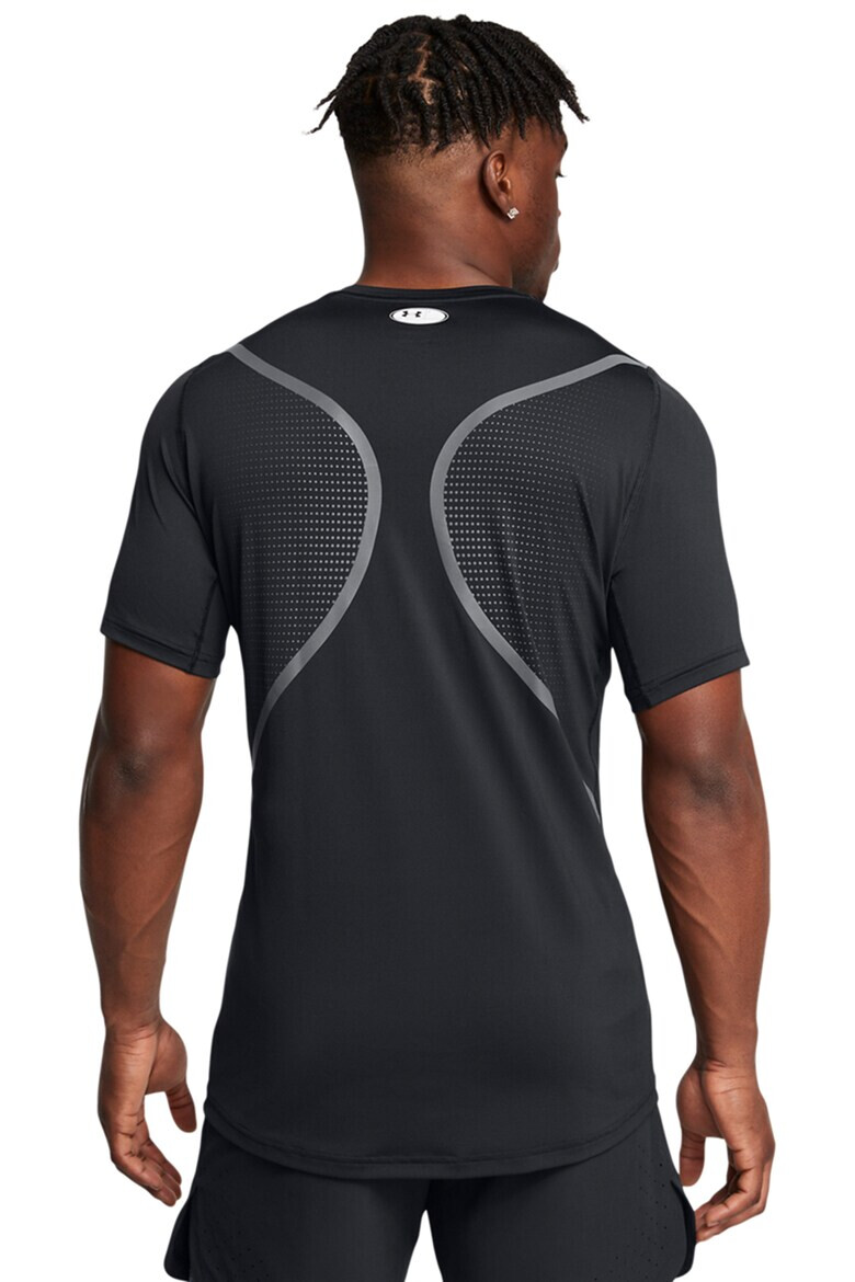 Under Armour Тениска за фитнес с лого - Pepit.bg