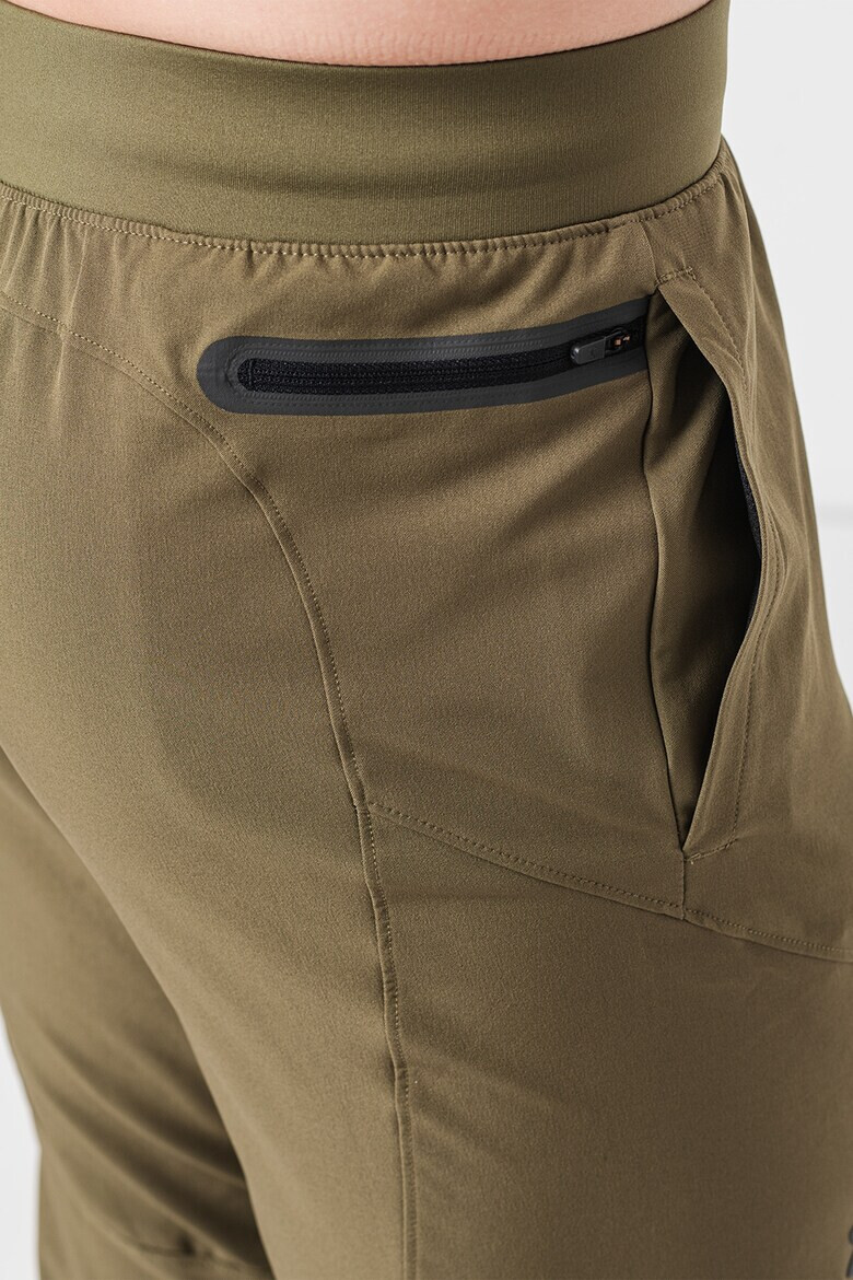 Under Armour Тренировъчен панталон Unstopppable - Pepit.bg