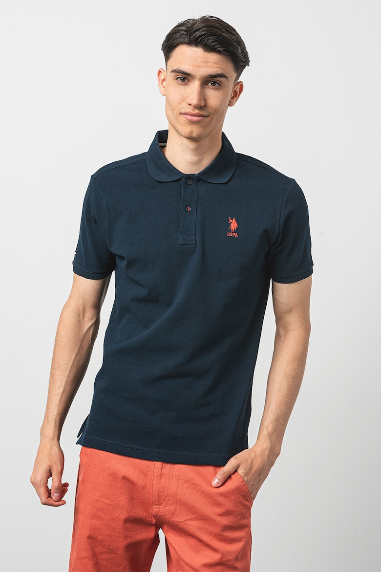 US Polo Assn U.S. Polo Assn Памучна тениска по тялото с яка - Pepit.bg