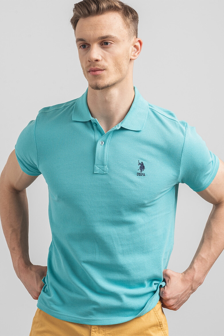 US Polo Assn U.S. Polo Assn - Памучна тениска по тялото с яка - Pepit.bg